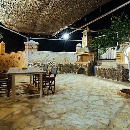 Aristidis Country Villa-Anesis 卡米拉日 外观 照片